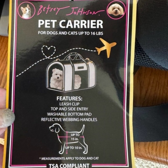NWT Betsey Johnson Black White Pink Pet Travel Carrier TSA Approved Up To 16lbs - Picture 12 of 12